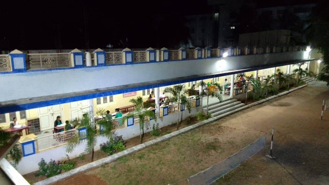 Residential neet coaching in trichy